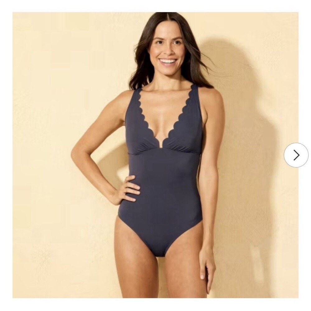 Shade And Shore Scallop Edge Tummy Control Plunge Swimsuit Gray NWT Large